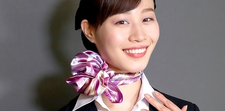外資系エアラインに勤務する笑顔が素敵な日本人CAはパワフルな行動派だった！